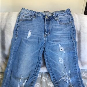 Midrise Chewed Hem Anklet SONG Skinny Jean